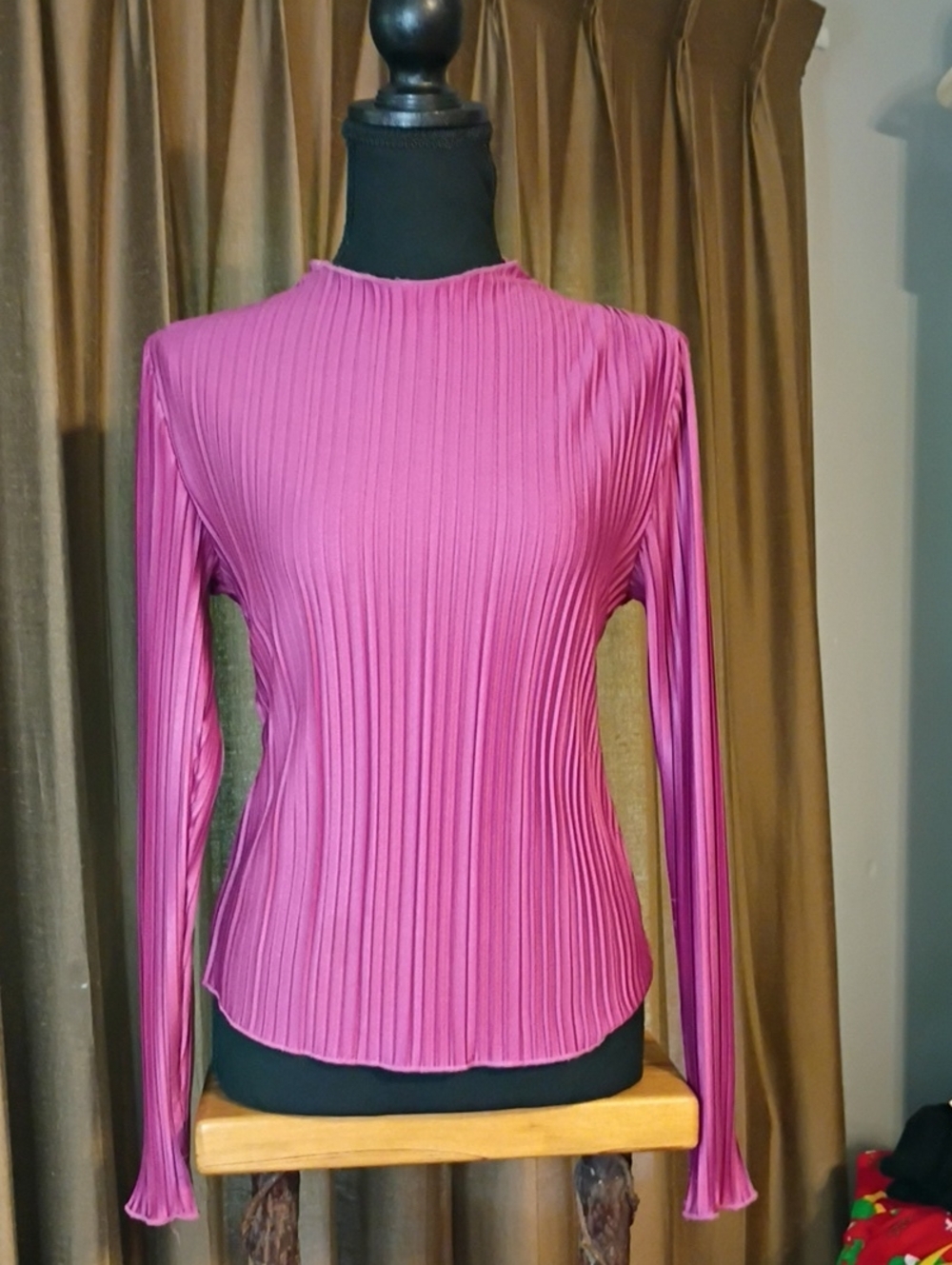 She + Sky Fuchsia Pleated Long-Sleeve Crew Neck Top